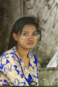 YangonWoman1_16PX.jpg